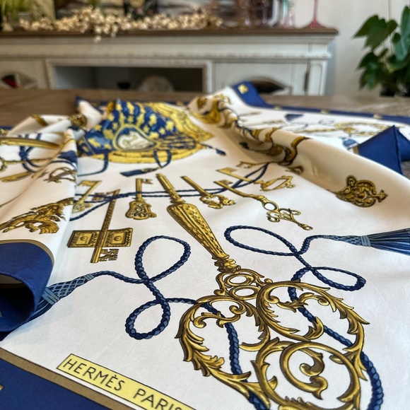 Authentic Hermes Scarf - Picture 4 of 12